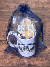 Load image into Gallery viewer, USN CHIEF ANCHOR MUG &amp; COOKIE SET
